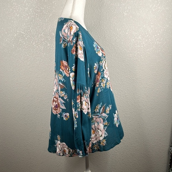 Staccato Green Boho Floral Long Sleeve Flowy Top Size Large - Picture 3 of 6